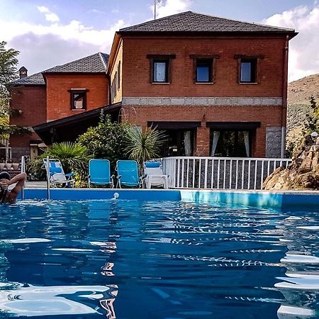 Hotel Rural Don Burguillo 엘 티엠블로 외부 사진