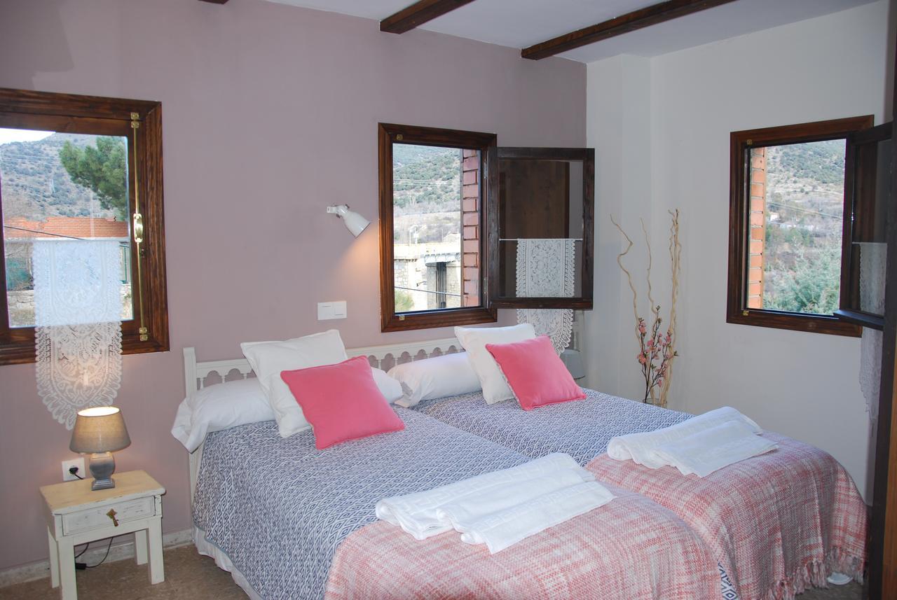 Hotel Rural Don Burguillo 엘 티엠블로 외부 사진